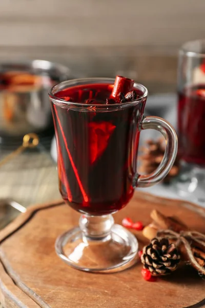 Glass Cup Tasty Mulled Wine Table — Stock Photo, Image