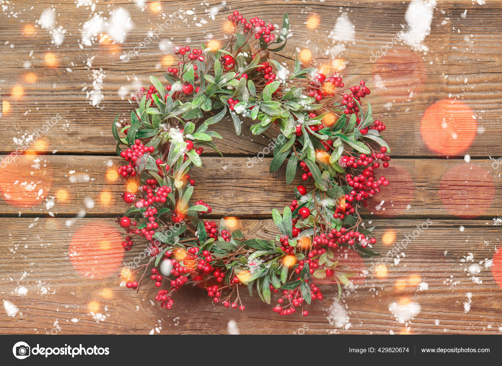Christmas Wreath With Snow 