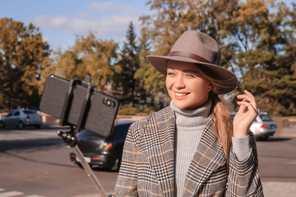 Beautiful Young Woman Taking Selfie Outdoors — Stock Photo, Image