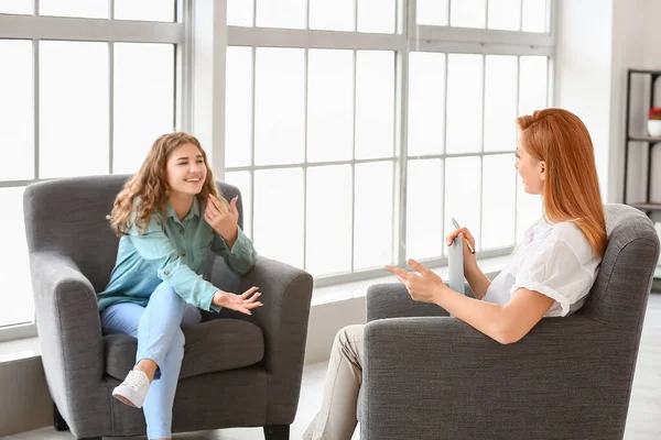 Psychologist Working Teenage Girl Office — Stock Photo, Image