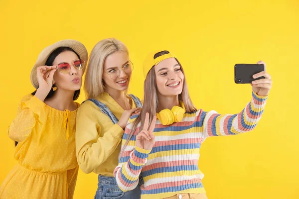Beautiful Young Women Taking Selfie Color Background — Stock Photo, Image
