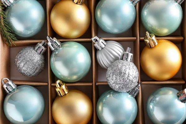 Mooie Kerstballen Doos Bovenaanzicht — Stockfoto
