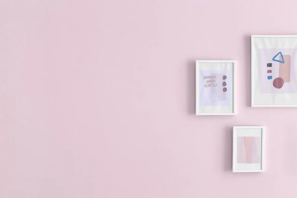 Beautiful Pictures Hanging Color Wall — Stock Photo, Image