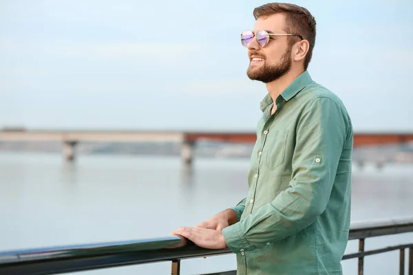 Handsome Man Stylish Sunglasses Outdoors — Stock Photo, Image