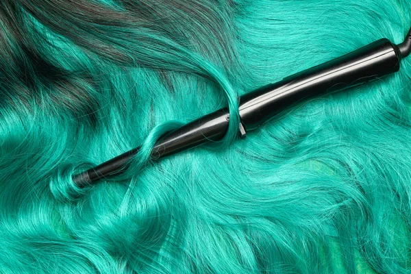 Curling iron with color hair