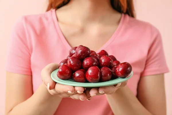 Woman Bowl Tasty Cherry Color Background — Stock Photo, Image