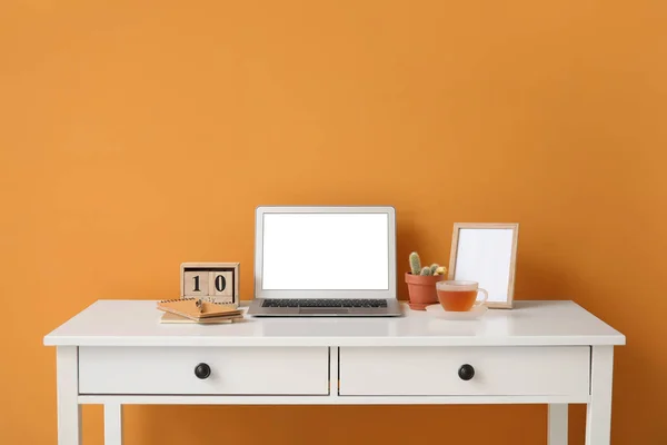 Stylish Workplace Laptop Color Wall — Stock Photo, Image