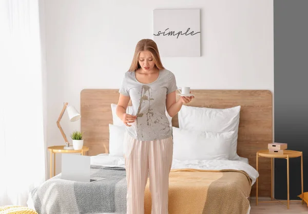 Young Woman Coffee Stains Her Shirt Bedroom — Stock Photo, Image