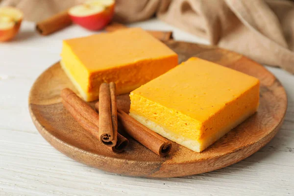 Plate Pieces Tasty Pumpkin Pie Table — Stock Photo, Image