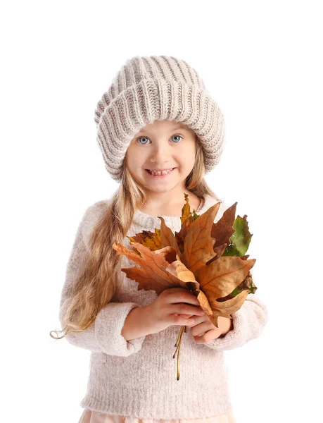 Nettes Kleines Mädchen Mit Herbstblättern Auf Weißem Hintergrund — Stockfoto