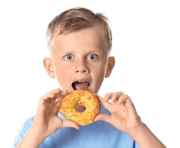 Beyaz Arka Planda Donutu Olan Komik Küçük Çocuk — Stok fotoğraf