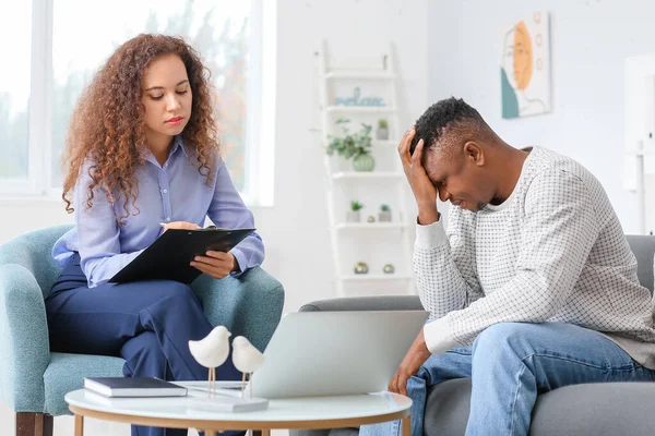 Psychologist Working African American Man Office — Stock Photo, Image