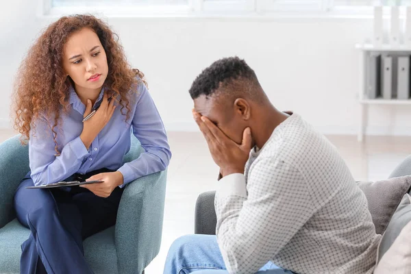 Psychologist Working African American Man Office — Stock Photo, Image