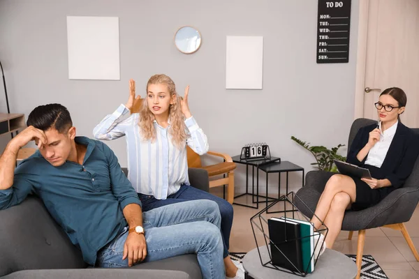 Psychologist Working Young Couple Office — Stock Photo, Image