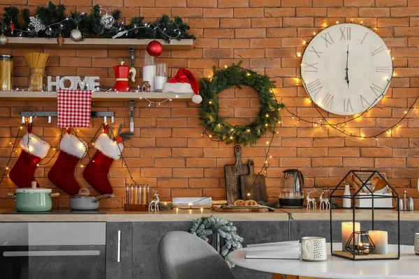 Interior Cozinha Moderna Decorada Para Natal — Fotografia de Stock