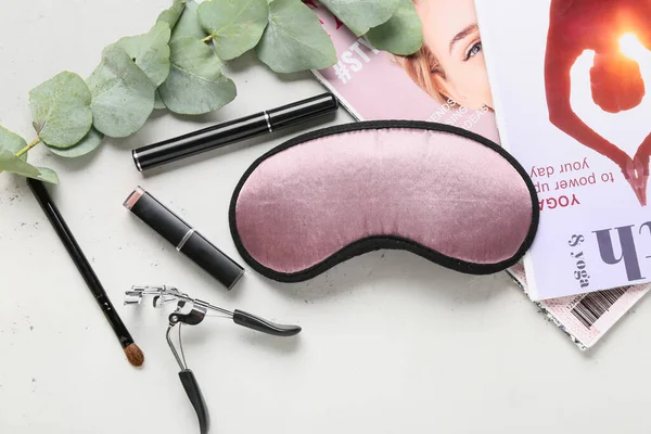 Sleep Mask Cosmetics Light Background — Stock Photo, Image