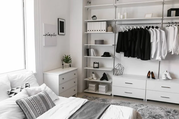 Beyaz Modern Yatak Odası — Stok fotoğraf