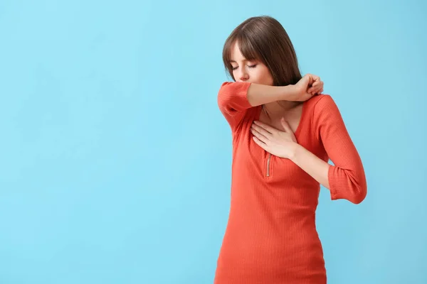 Coughing Young Woman Color Background — Stock Photo, Image