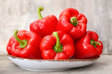 Masada kırmızı dolma biber