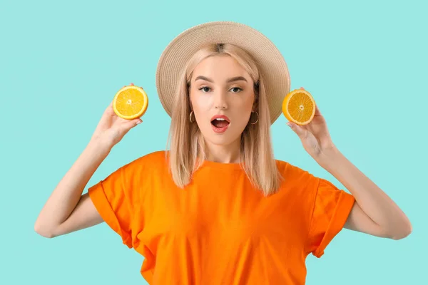 Surprised Young Woman Cut Orange Color Background — Stock Photo, Image