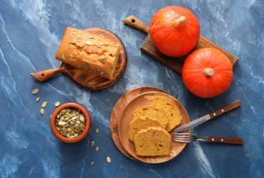 Renkli balkabağı turtası