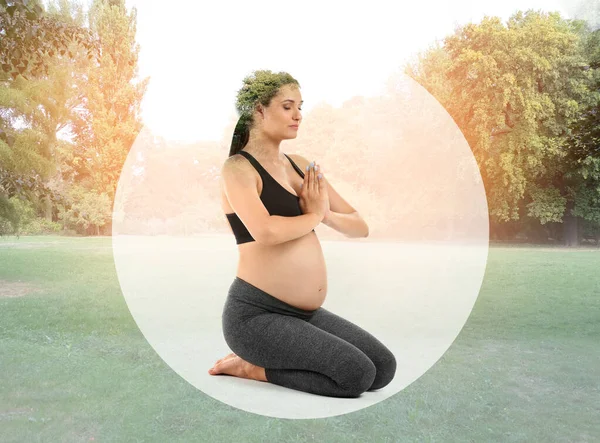 Double Exposure Young Pregnant Woman Doing Yoga Green Park — Stock Photo, Image
