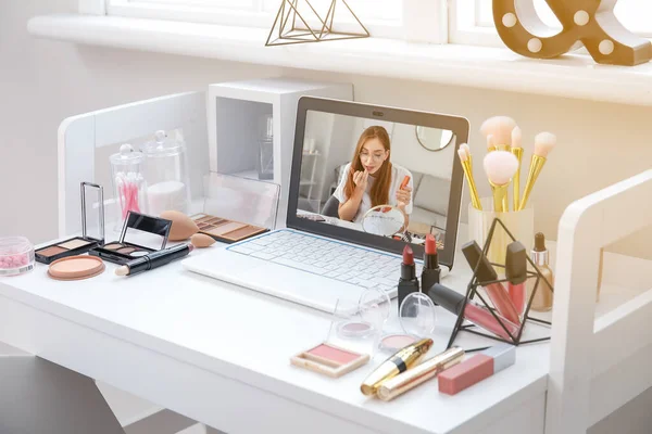 Workplace Professional Makeup Artist Modern Laptop — Stock Photo, Image