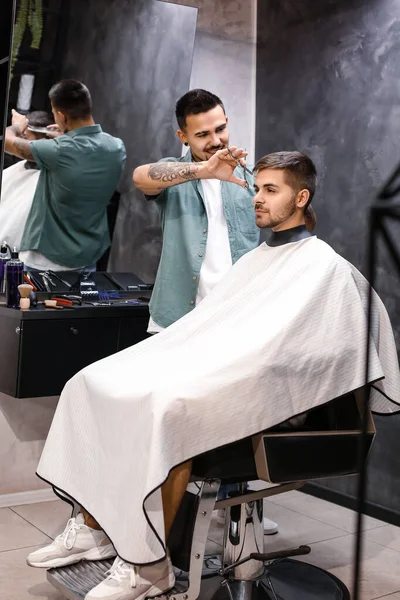 Professional Hairdresser Working Client Barbershop — Stock Photo, Image