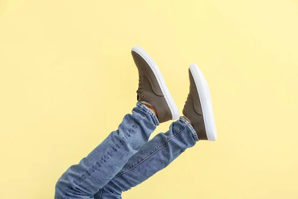 Young Man Stylish Shoes Color Background — Stock Photo, Image