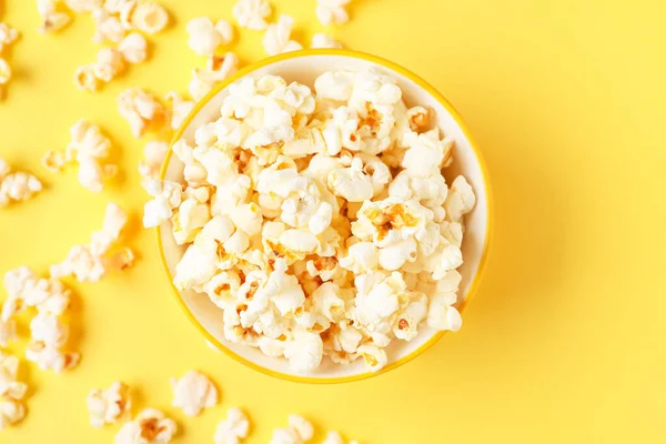 Bowl Tasty Popcorn Color Background — Stock Photo, Image