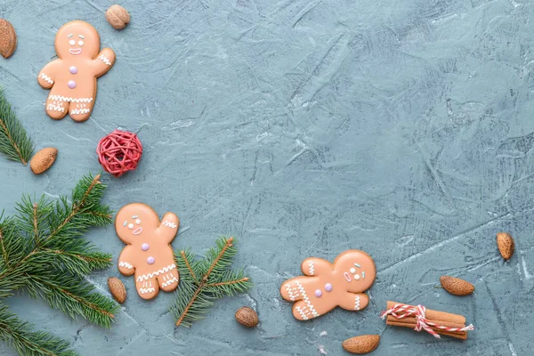 Christmas Composition Gingerbread Cookies Color Background — Stock Photo, Image