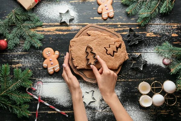 Woman Cooking Gingerbread Cookies Table — Stock Photo, Image