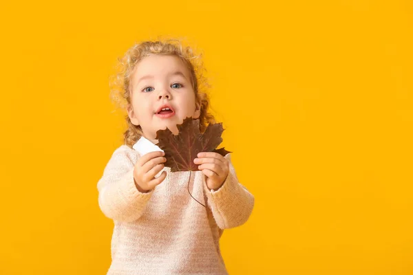 Cute Little Girl Autumn Leaf Color Background — Stock Photo, Image