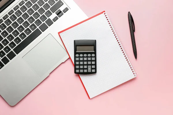 Digital Calculator Notebooks Pen Laptop Color Background — Stock Photo, Image