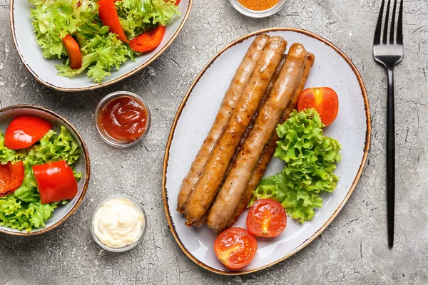 Plate Delicious Grilled Sausages Vegetables Sauces Table — Stock Photo, Image