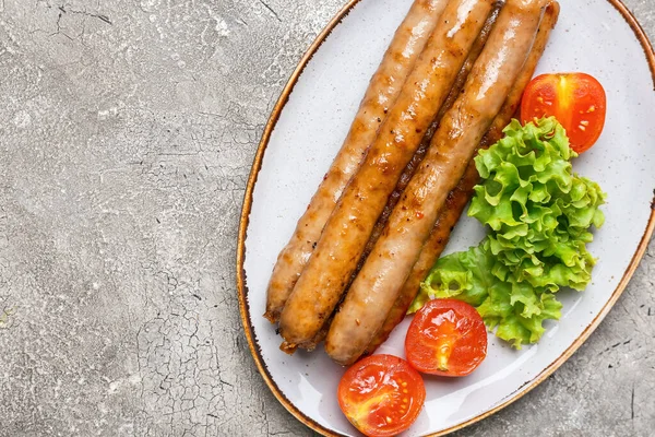 Plate Delicious Grilled Sausages Vegetables Table — Stock Photo, Image