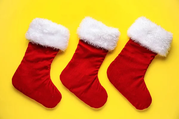 Χριστουγεννιάτικες Κάλτσες Φόντο Χρώματος — Φωτογραφία Αρχείου