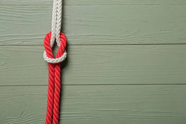 Rope Knot Color Wooden Background — Stock Photo, Image