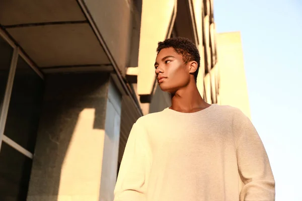 Stylish Young African American Man Outdoors — Stock Photo, Image