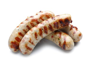 Beyaz arka planda leziz ızgara sosisler.