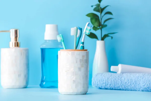 Holder Toothbrushes Table Bathroom — Stock Photo, Image