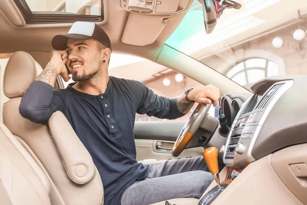 Handsome Man Talking Mobile Phone Modern Car — Stock Photo, Image