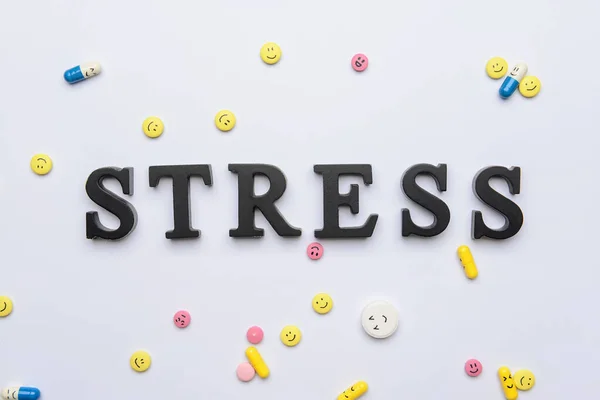 Word Stress Och Piller Ljus Bakgrund — Stockfoto