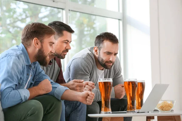 Men Placing Sports Bets Home — Stock Photo, Image