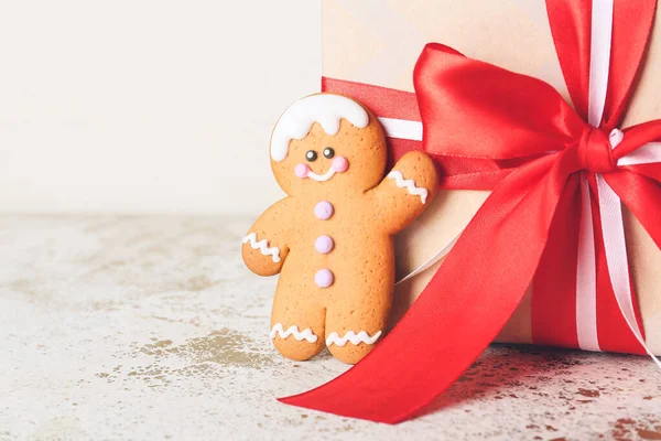 Gingerbread Cookie Christmas Gift White Background — Stock Photo, Image
