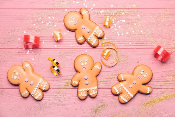 Composição Natal Com Biscoitos Gengibre Cor Fundo Madeira — Fotografia de Stock
