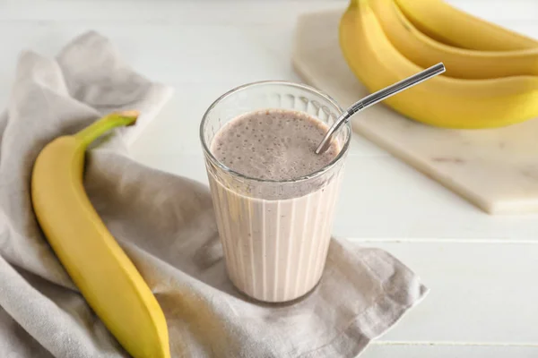 Glass Tasty Banana Smoothie Table — Stock Photo, Image