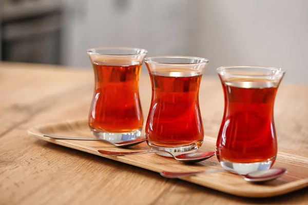 Чашки Горячего Турецкого Чая Деревянном Столе — стоковое фото