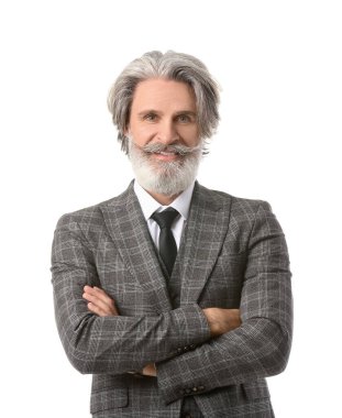 Beyaz arka planda kıdemli iş adamının portresi