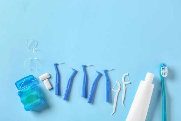 Toothbrushes Dental Braces Floss Paste Color Background — Stock Photo, Image